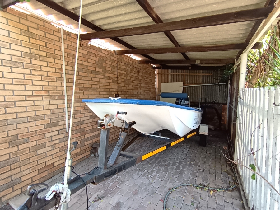 2 Bedroom Property for Sale in Noorsekloof Eastern Cape